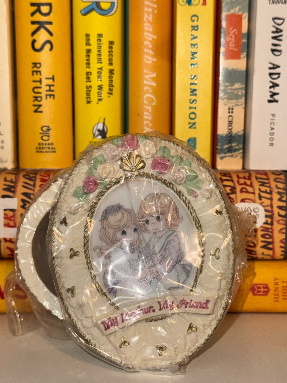 My Mother, My Friend Collectible Trinket Box 1998 Vintage